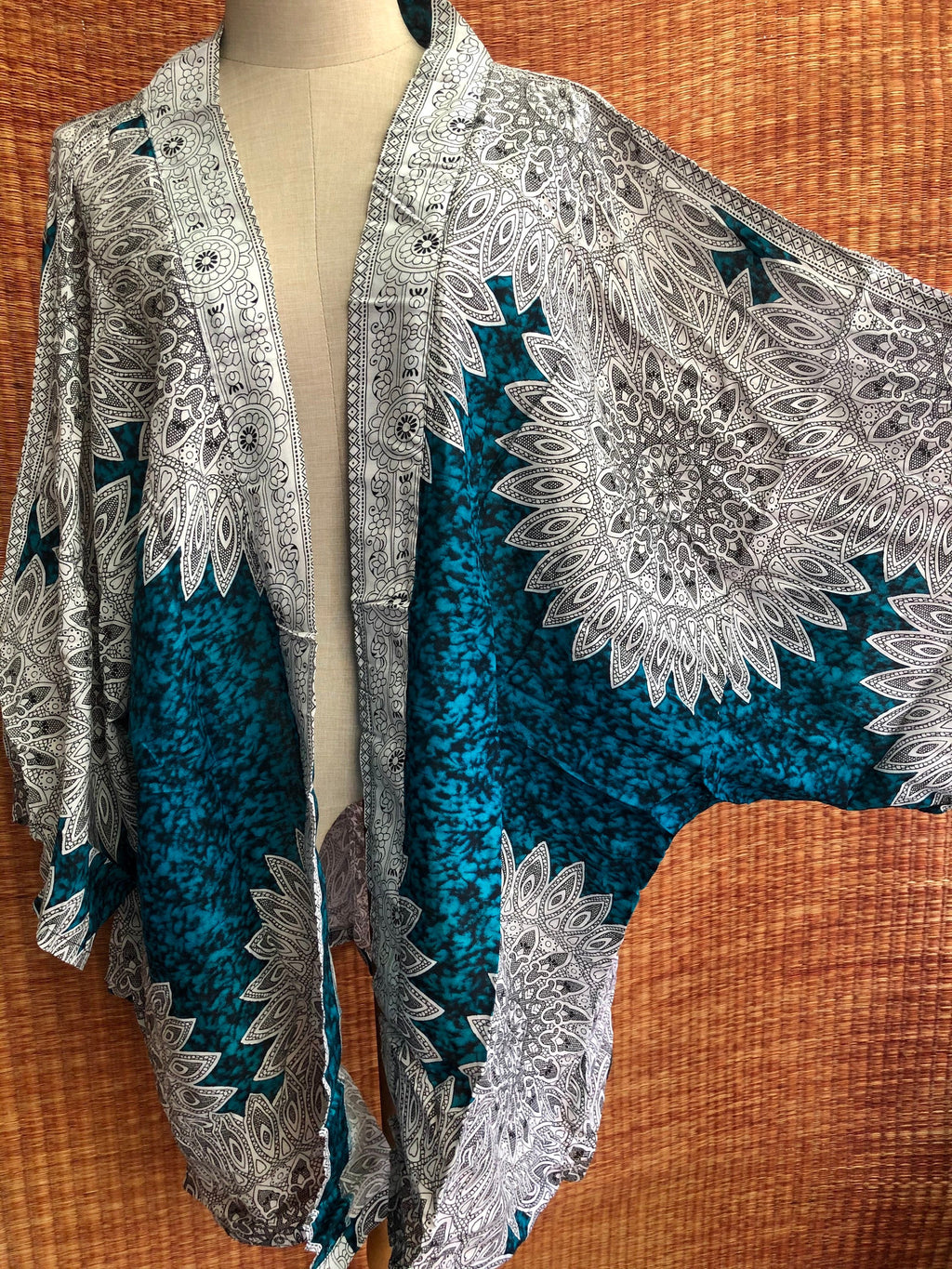 Paloma Navy Cotton Kimono — view 4