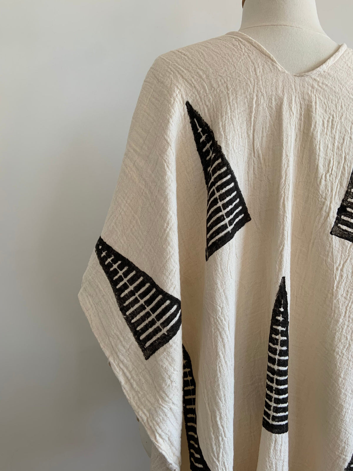 Adele Gray Cotton Kimono — view 5