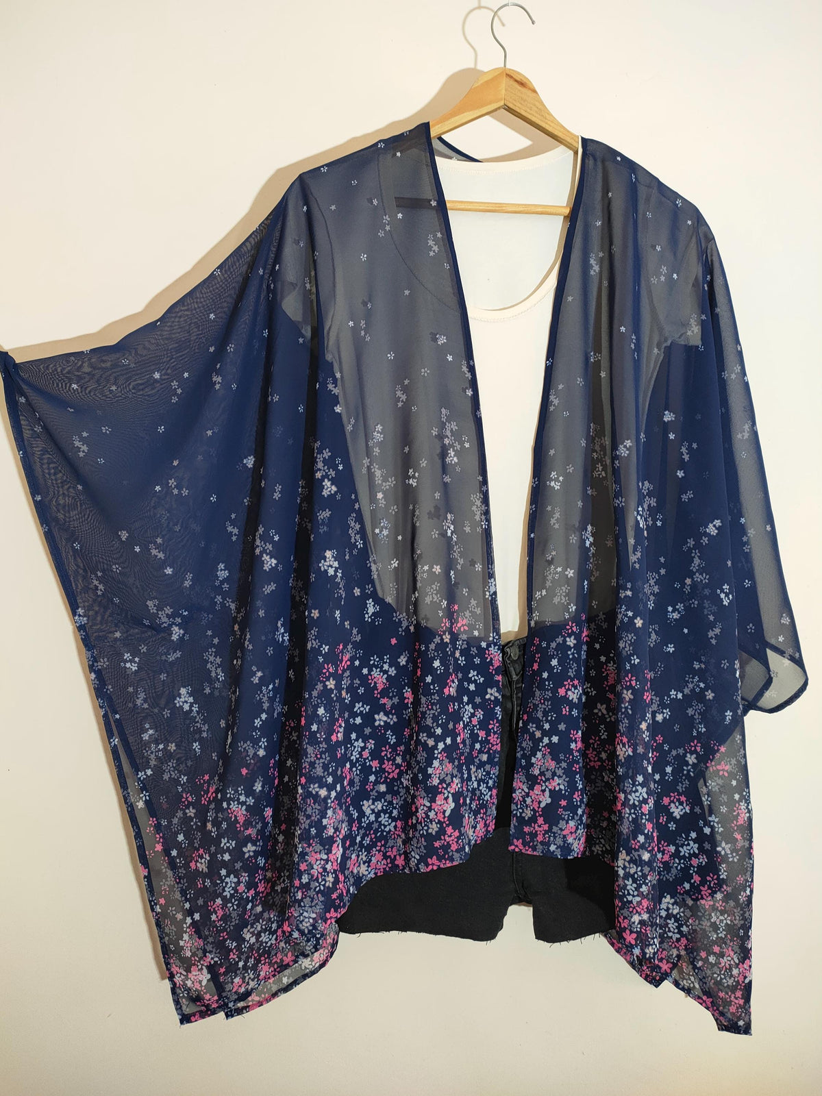 Una Floral Chiffon Kimono — Hippie Chick