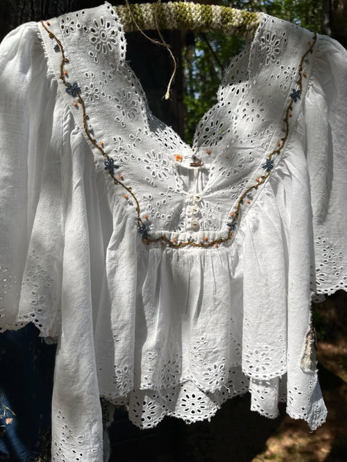 Aria Floral Lace Blouse — Hippie Chick